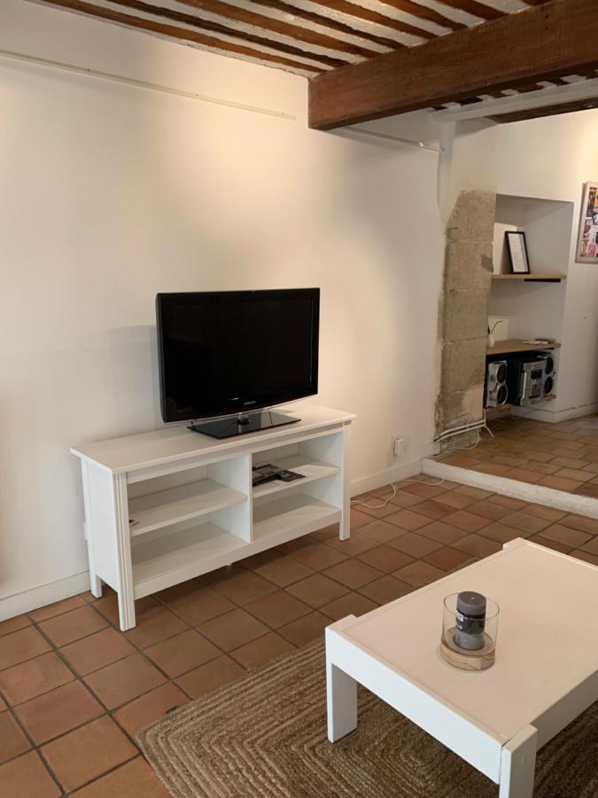Au 10 Apartment ลีล-ซูร์-ลา-ซอร์ก ภายนอก รูปภาพ