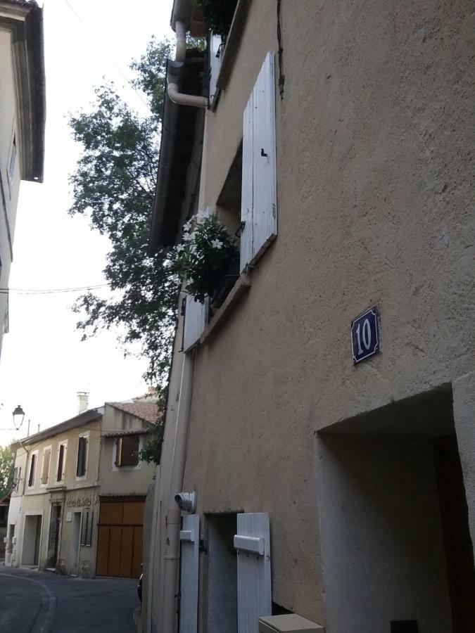 Au 10 Apartment ลีล-ซูร์-ลา-ซอร์ก ภายนอก รูปภาพ